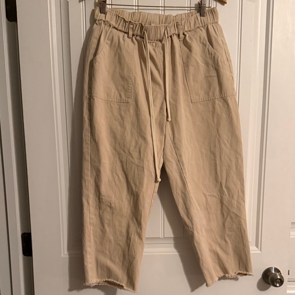 JODIFL Crop Pants Size Large